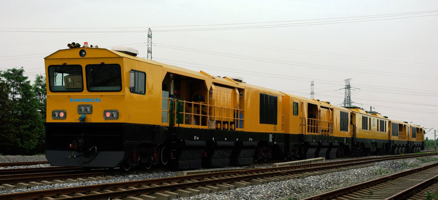 Harsco Rail production grinding train side view