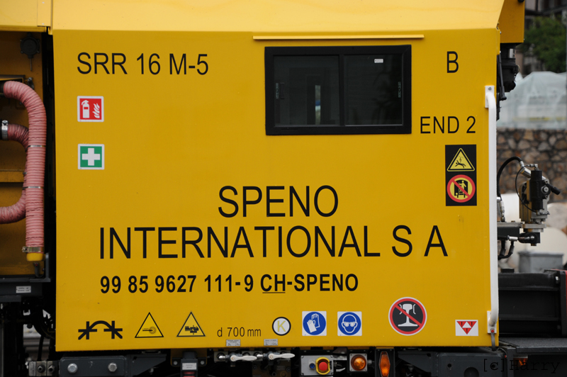 SPENO SRR 16 M-5 rail grinding train - gallery view 5